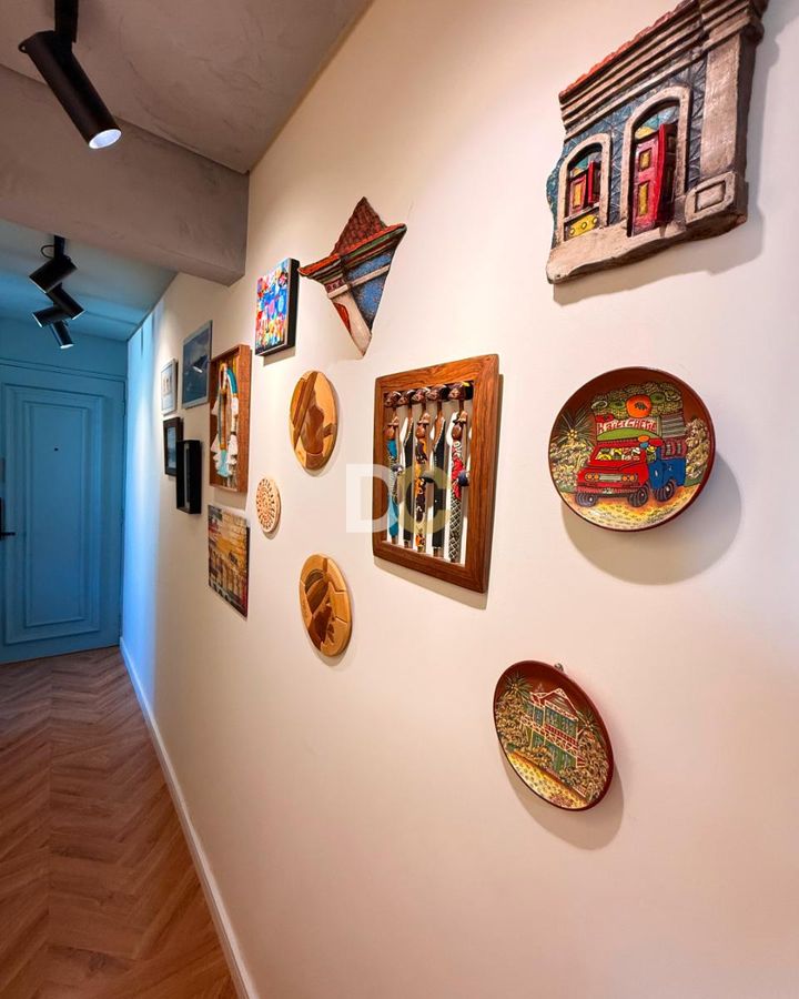 images_698217624b329