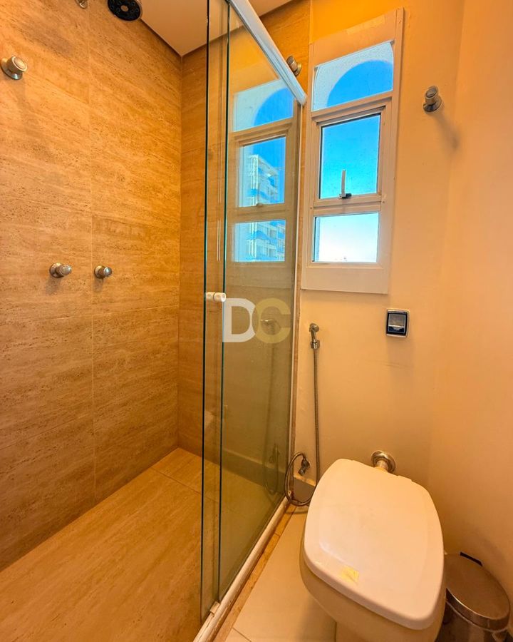 images_69821763e6594