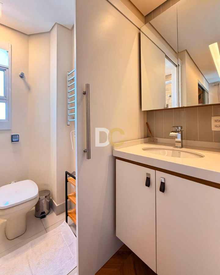 images_6982176421e62