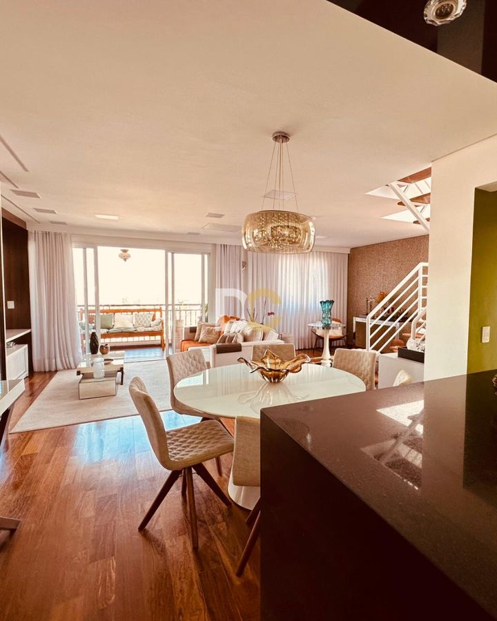 images_698258e5e6151