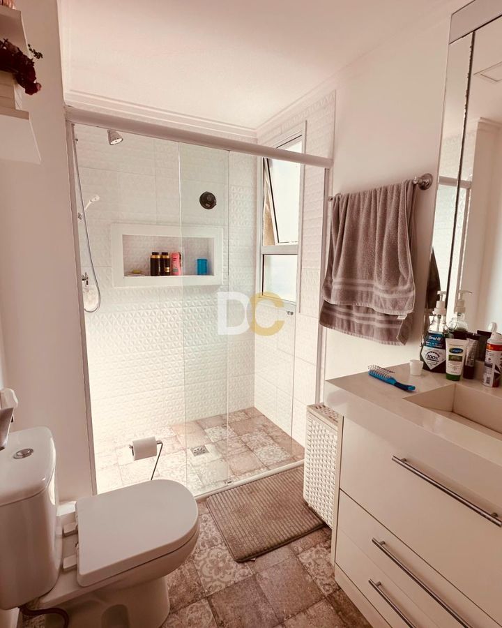 images_698258e7c7686