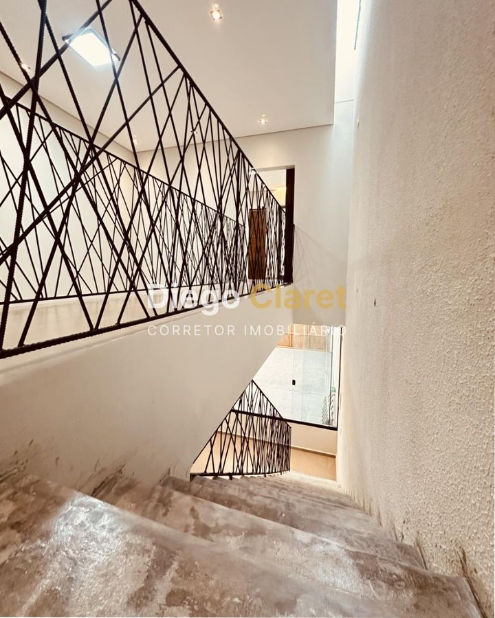 images_69836c302b864