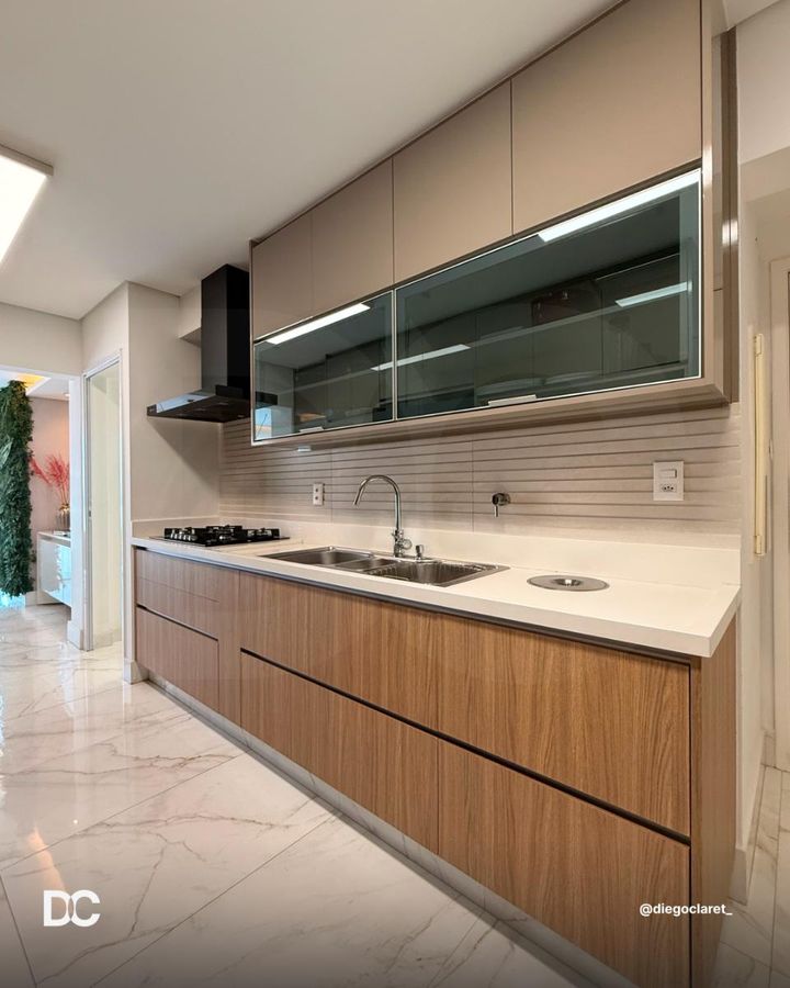 images_698e22a24505b