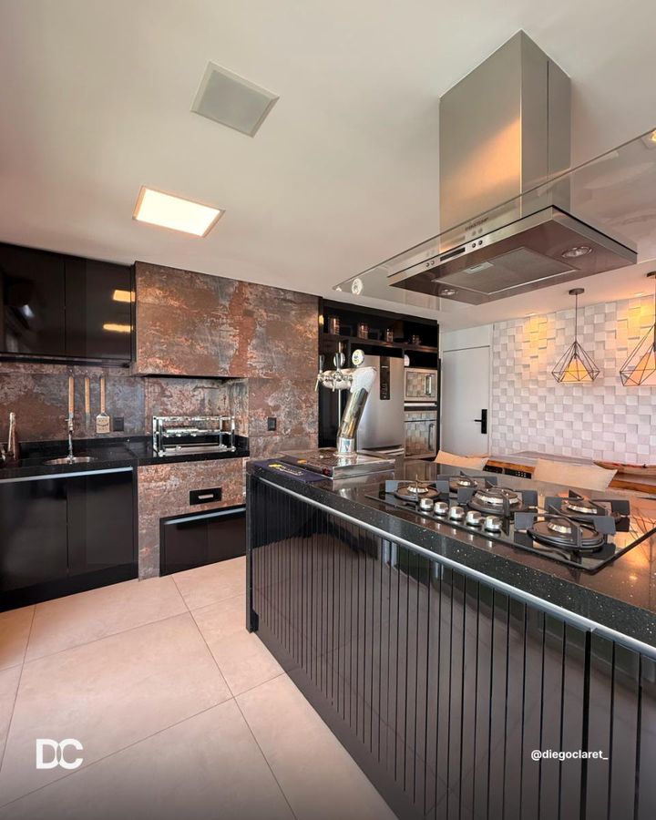 images_698e22a332961