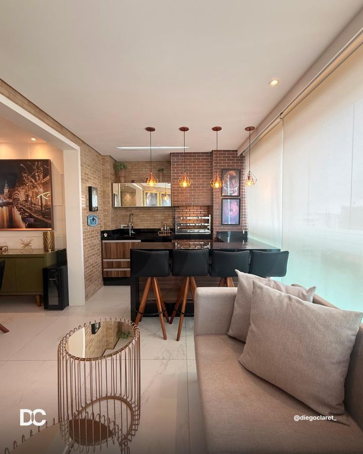 images_698e2c16d047a