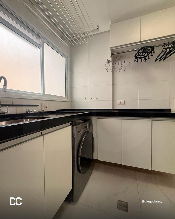 images_698e2c1884d48